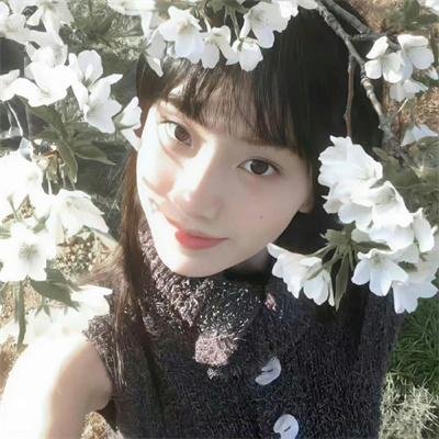 她与她的自画像 在线观看